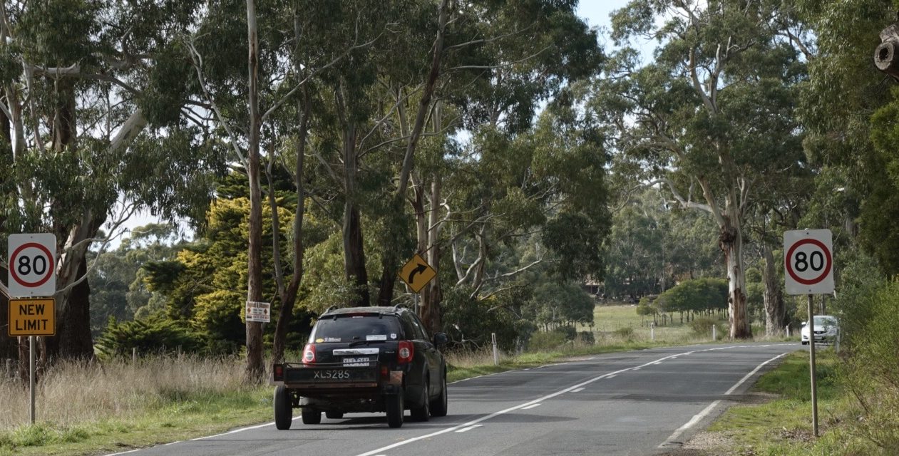 Speed Signs Up on Daylesford-Malmsbury Rd