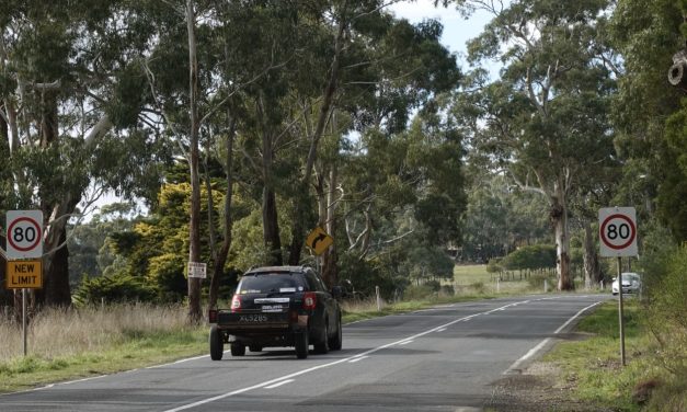Speed Signs Up on Daylesford-Malmsbury Rd