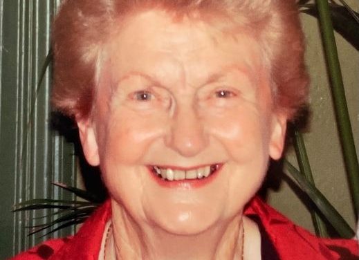 MEADE – Lois Ruth (nee Collins)