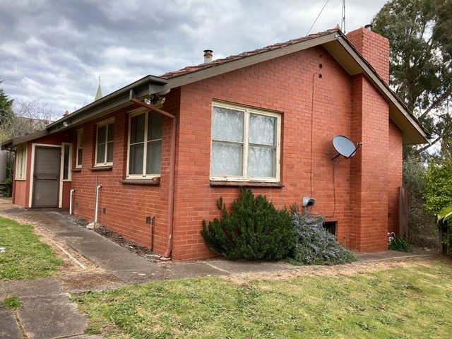 The Old Police Residence and Station –  Why Aren’t These Someone’s Home?