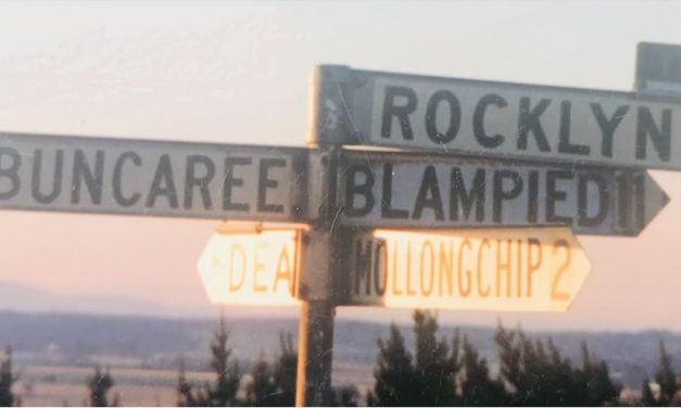 Mollongghip Poetry Slam will Zoom Again