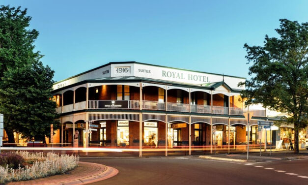Royal Hotel Seeks Exemption from Parking Requirements