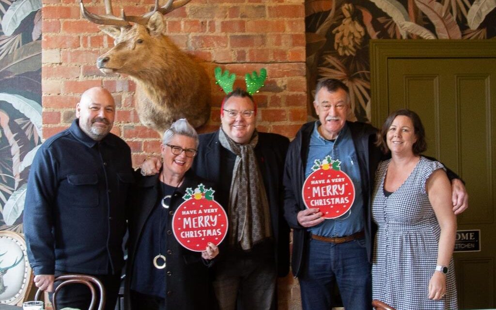 HRCC Celebrates 10 Years of Support from The Farmers Arms Hotel