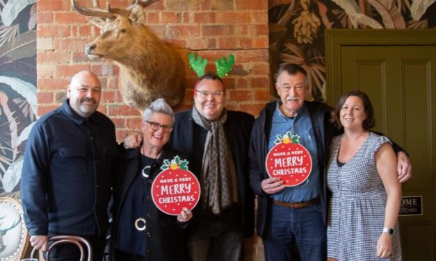 HRCC Celebrates 10 Years of Support from The Farmers Arms Hotel