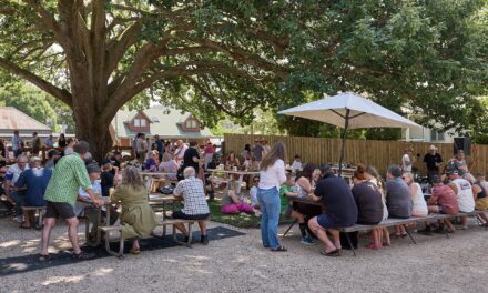 Blackwood Hotel brings community together this Anzac Day