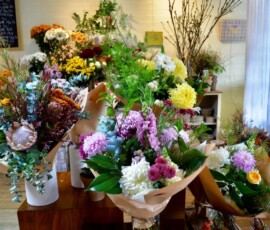 Flowers at Larkspur Florist. (Photo: Julie Higgs)
